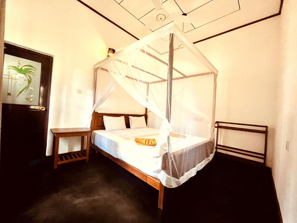 Peak House - Housity