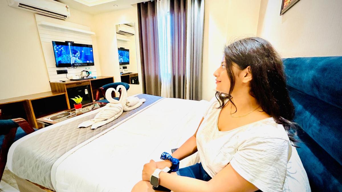 Raksha Suites & Banquet Greater Noida - Housity