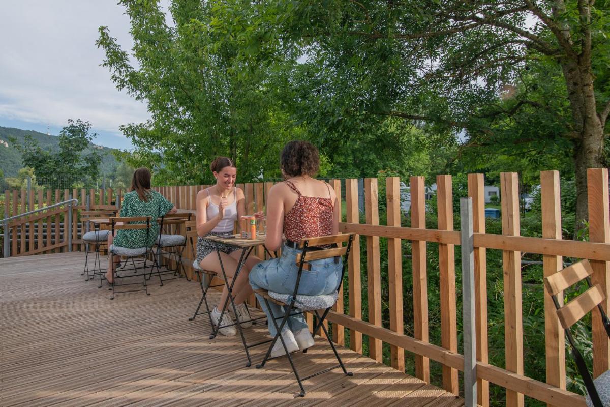 Camping Onlycamp de Besançon - Housity