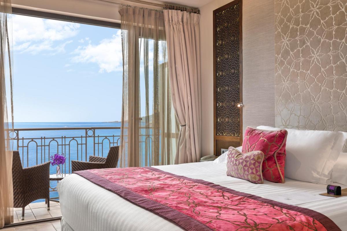 Vue générale sur la mer ou vue sur la mer prise depuis le complexe hôtelier