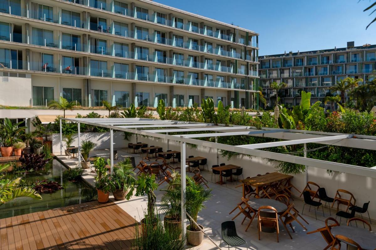 Jardín al aire libre en Atzavara Hotel & Spa