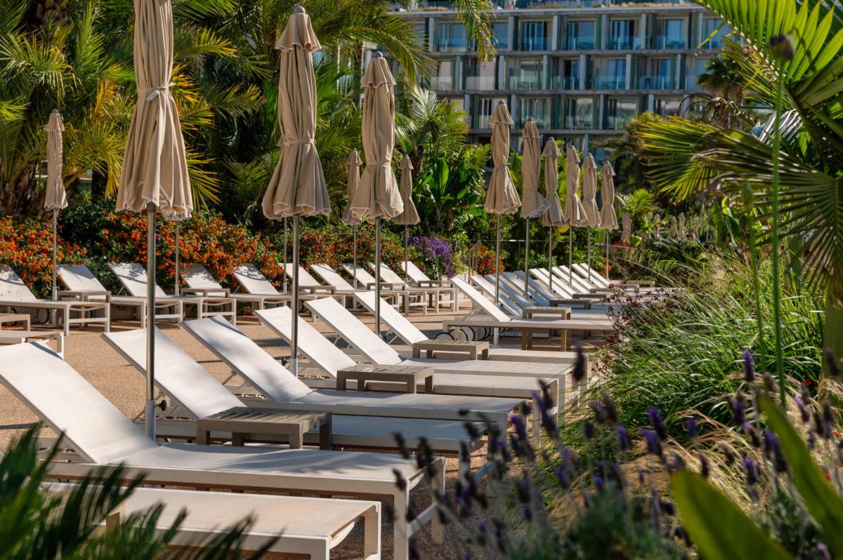 Jardín al aire libre en Atzavara Hotel & Spa