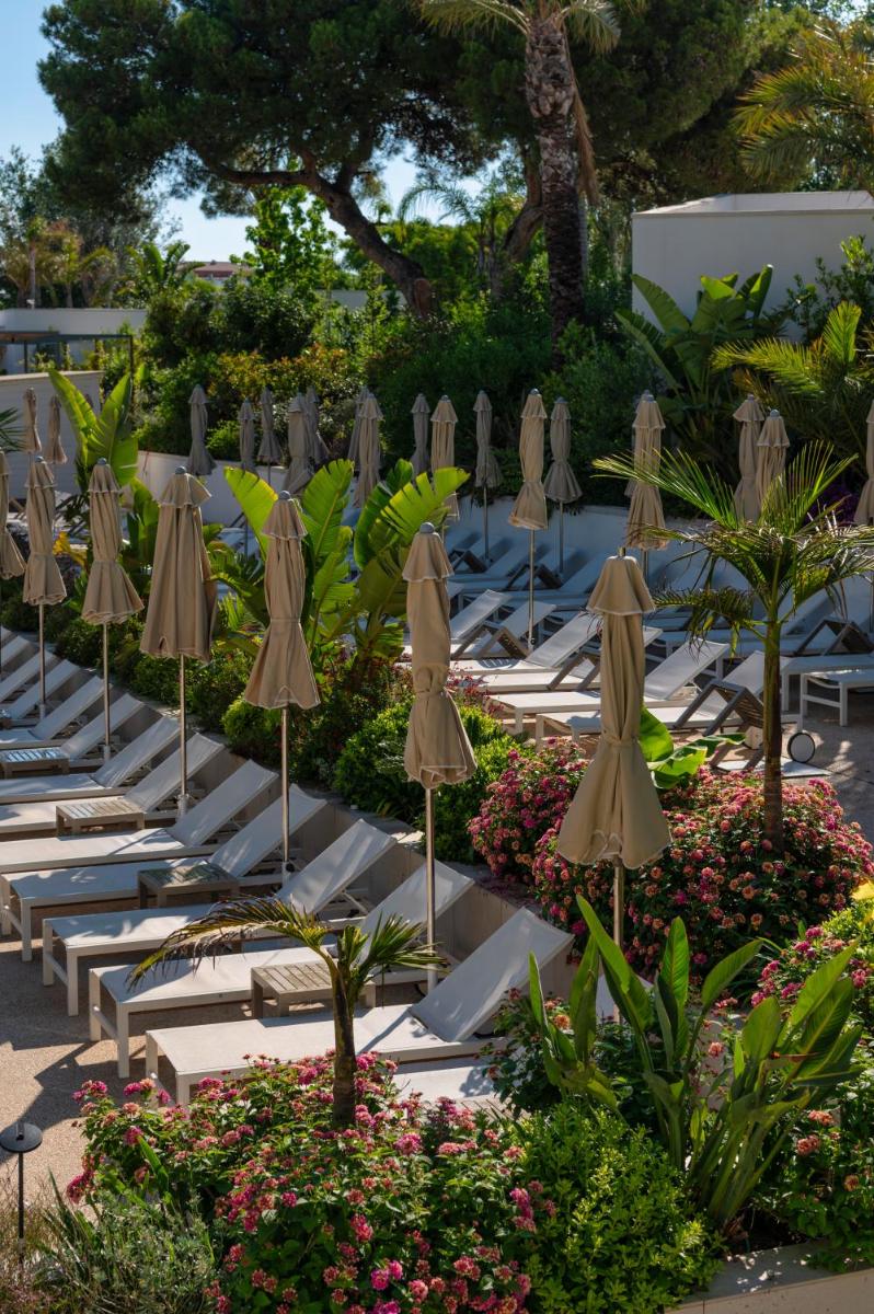 Jardín al aire libre en Atzavara Hotel & Spa
