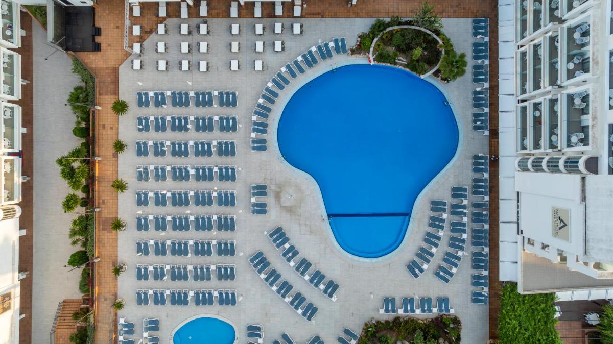 Piscina en o cerca de AQUA Hotel Aquamarina & Spa