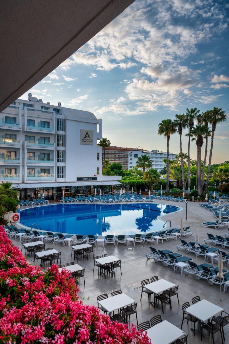 Piscina en o cerca de AQUA Hotel Aquamarina & Spa