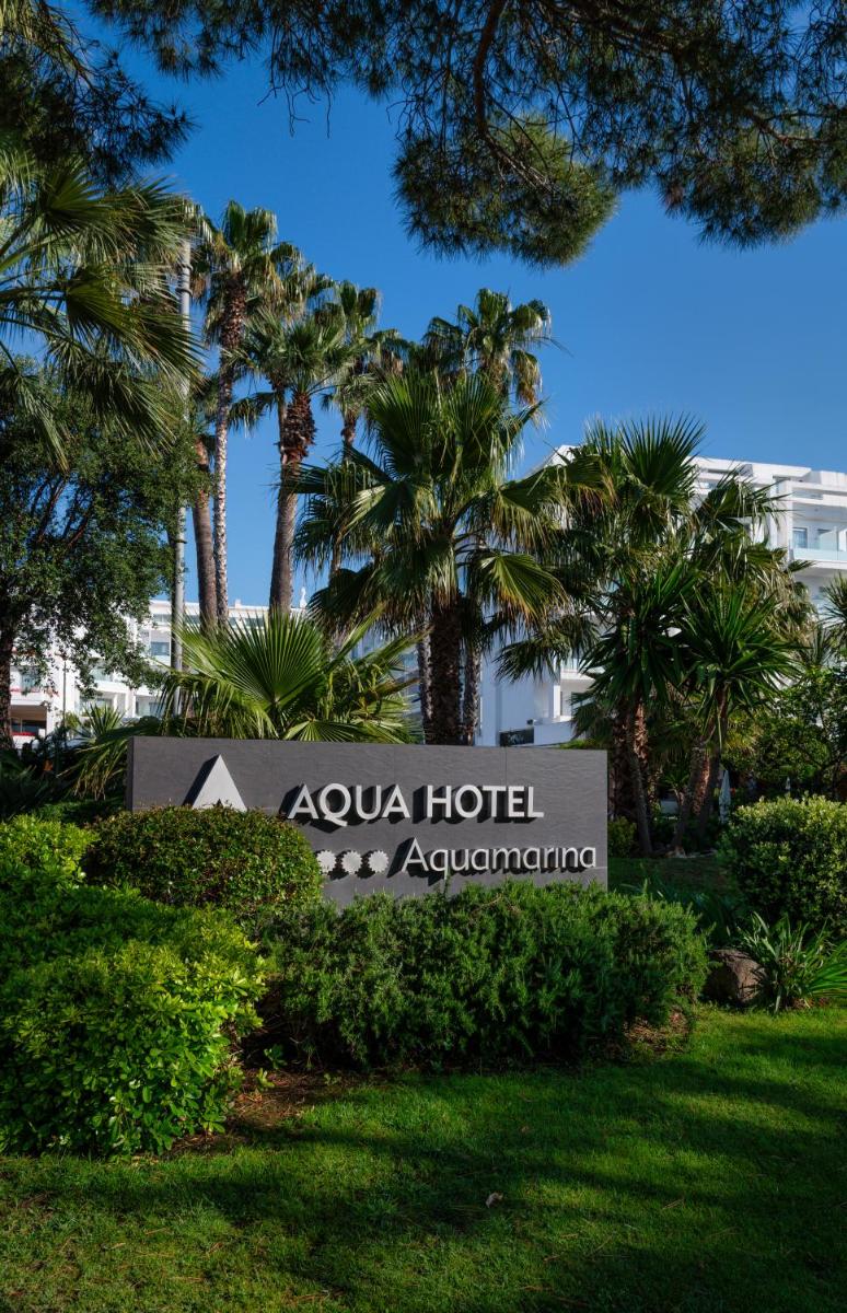 Jardín al aire libre en AQUA Hotel Aquamarina & Spa