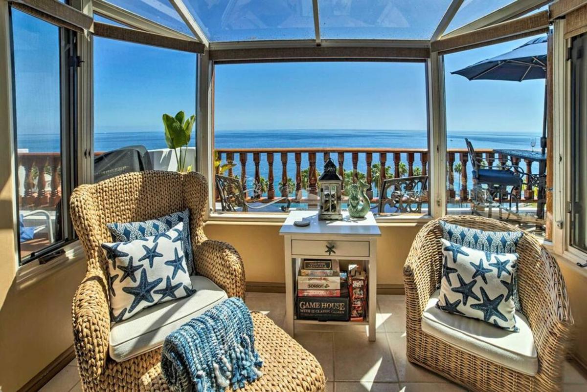 Lux Oceanfront Villa With Breathtaking Views - Housity