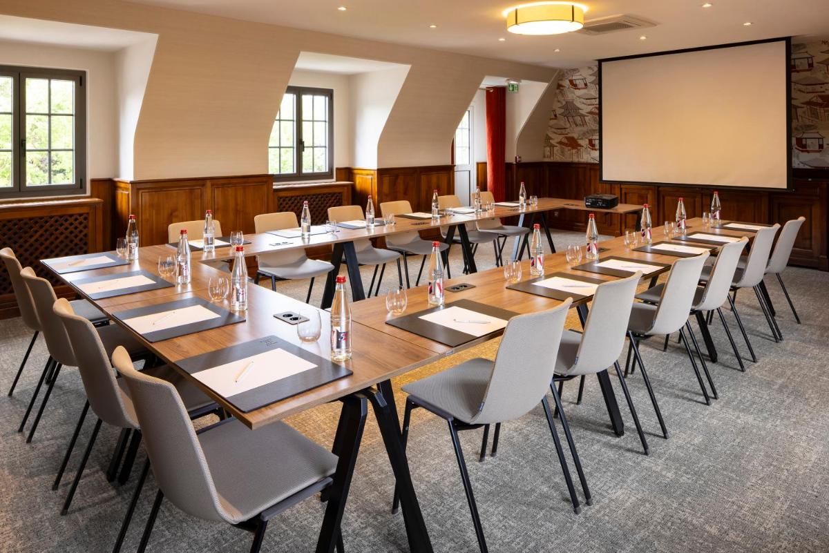 Restaurant ou autre lieu de restauration dans l'établissement Briqueterie Champagne, A Beauvallon Hotel