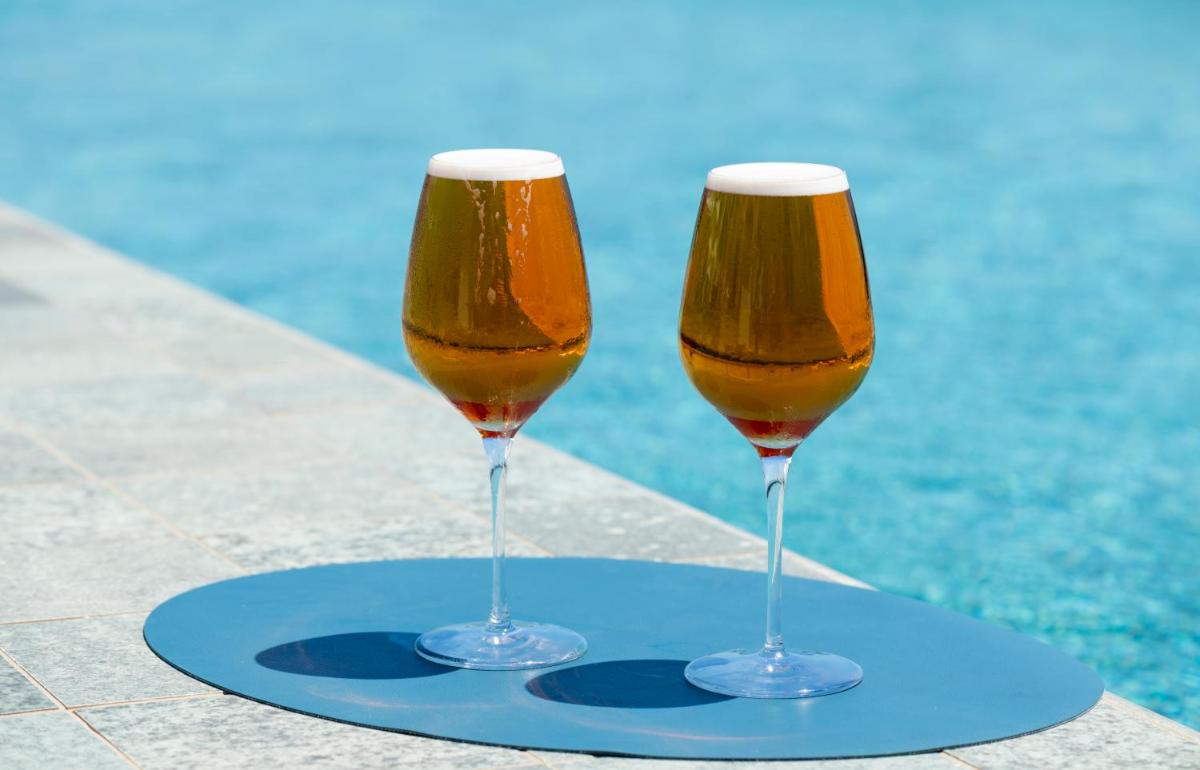 Bebidas en Atzavara Hotel & Spa