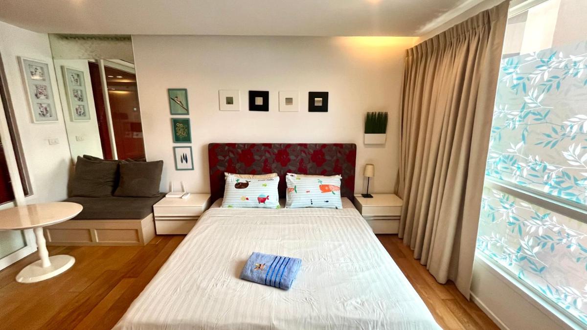 Studio Apartment Near BTS SkyTrain Free Wifi - Housity