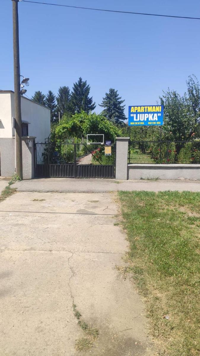 Apartment Ljupka - Housity