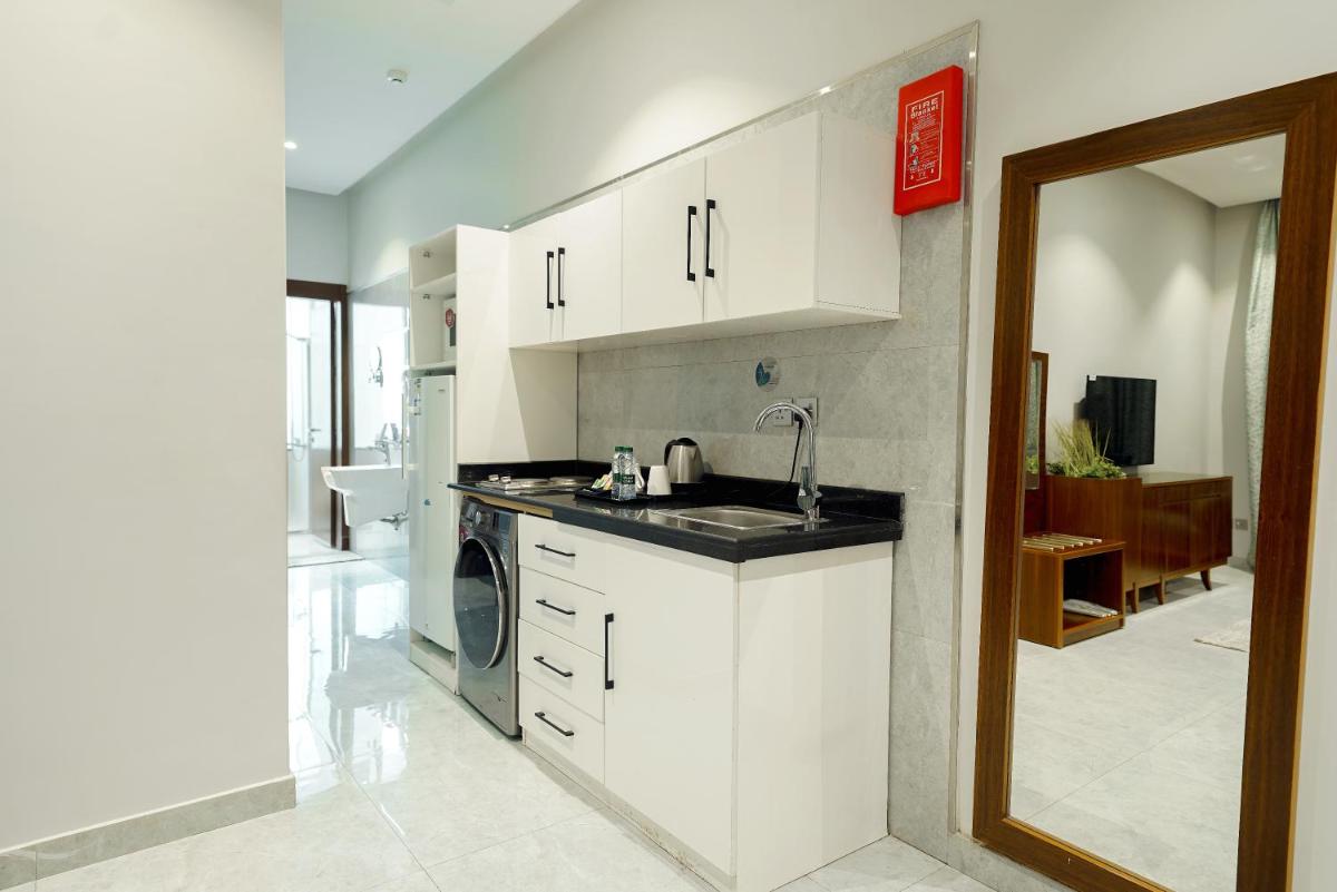 Suitetrails - Celin Home Apartment -Tuwaiq