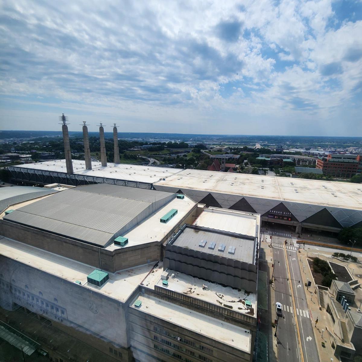 Crowne Plaza Kansas City Downtown by IHG - Housity