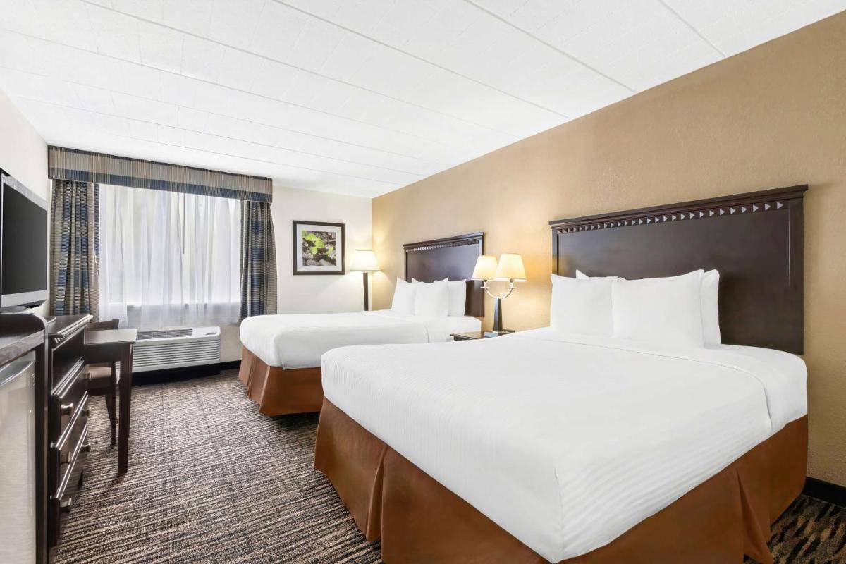 Best Western Hazlet Inn - Housity