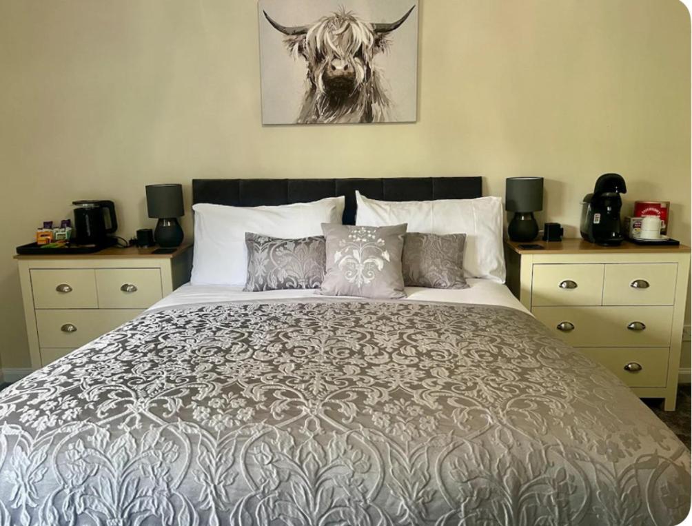 Eldon Lea - Housity