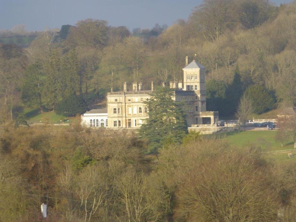 The Bathurst Arms - Housity