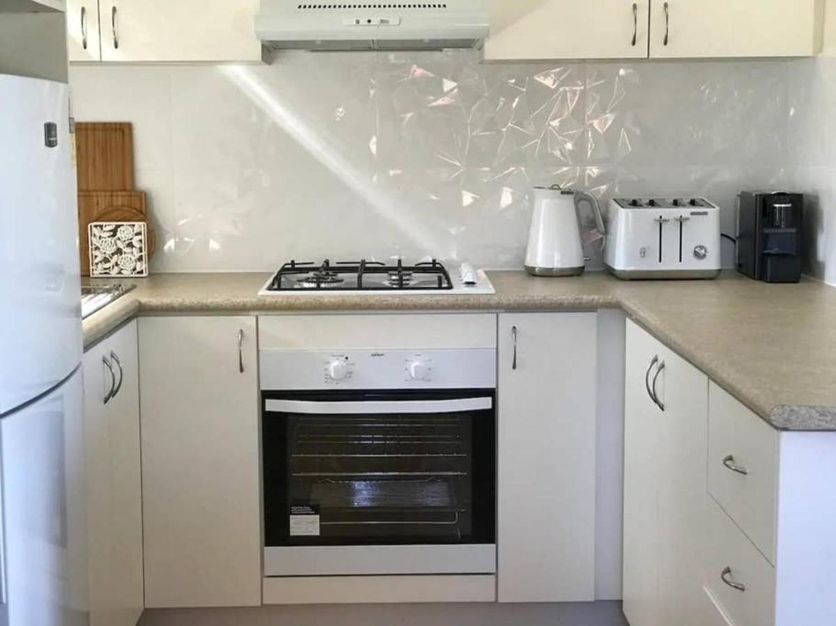 5 A Rose In South Perth 1br For2 Parking - Housity