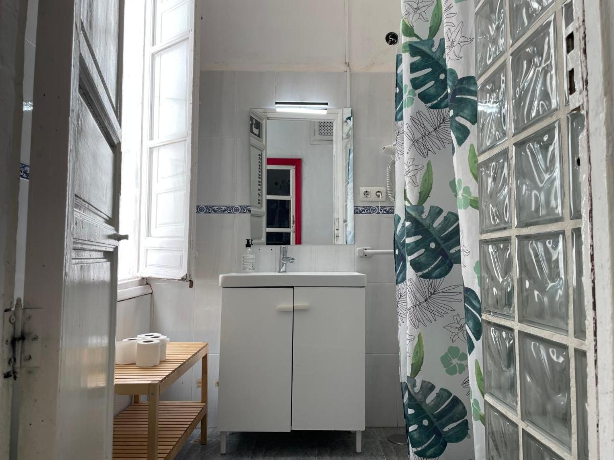 Pensión Duquesa Bed & Breakfast - Housity