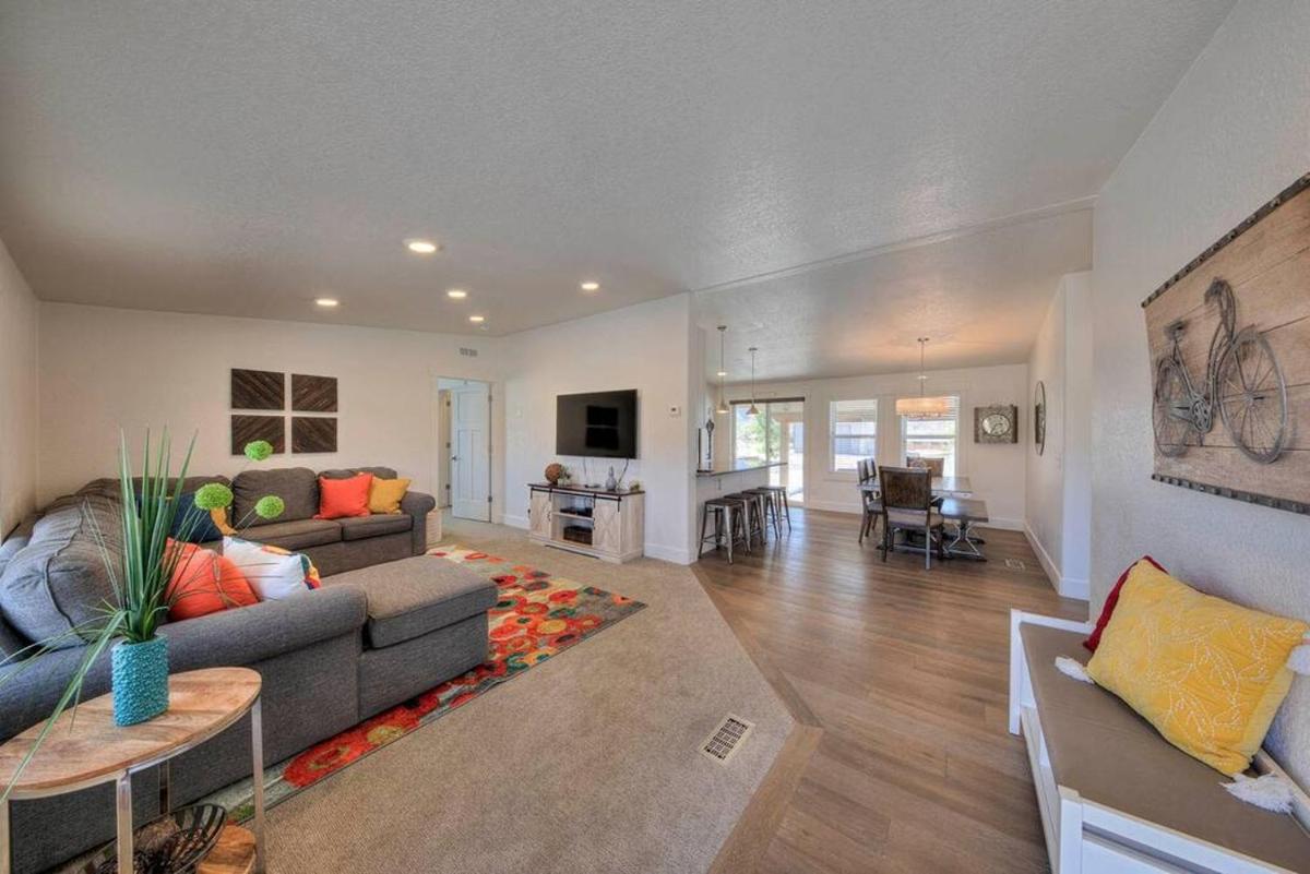 The Shack Private Home & Hot Tub - Housity