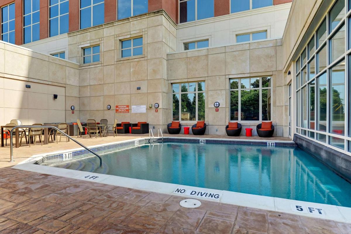 Drury Plaza Hotel Nashville Franklin - Housity