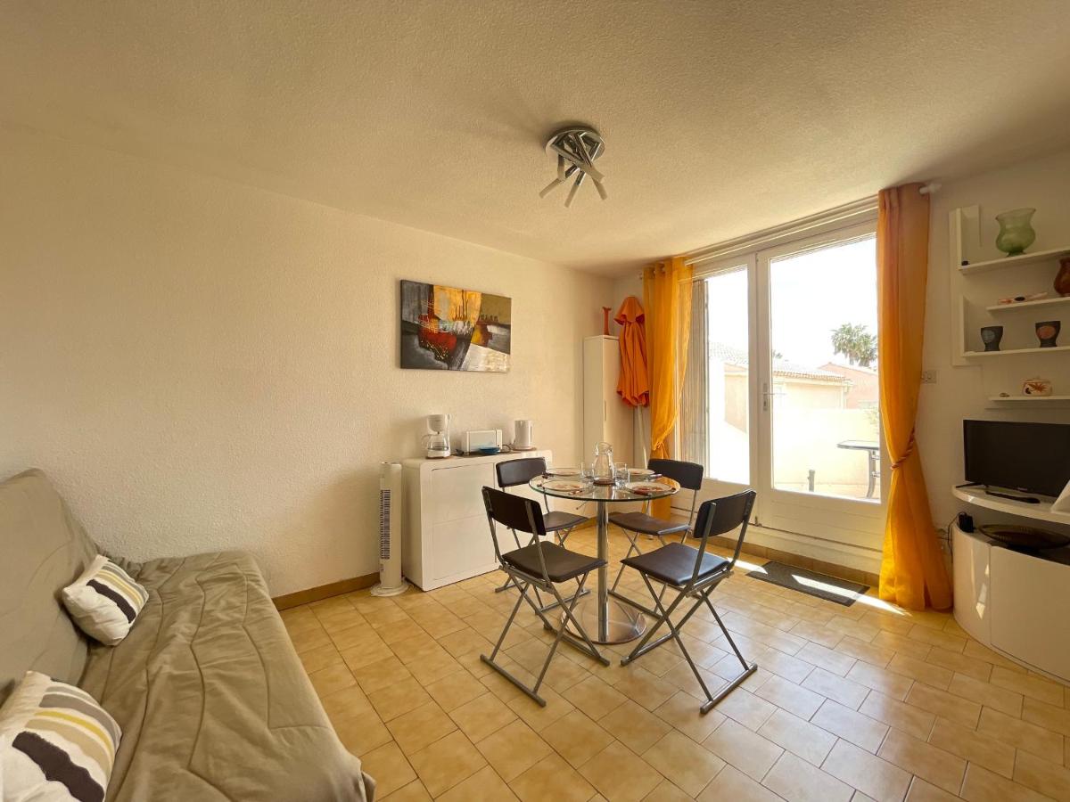 Appartement 2 pièces avec terrasse et parking, à 500m de la plage à Sète - FR-1-338-471 - Housity