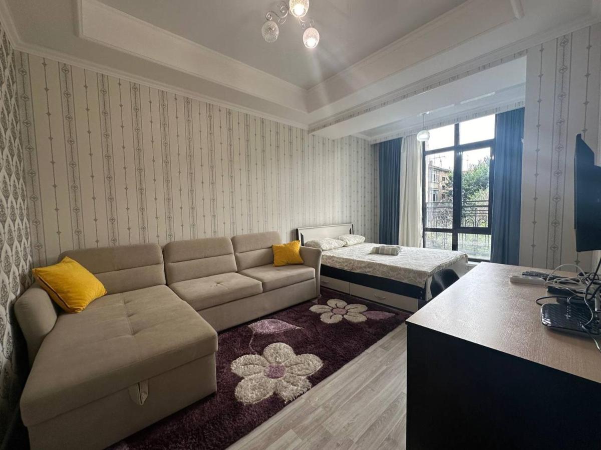 apartments 