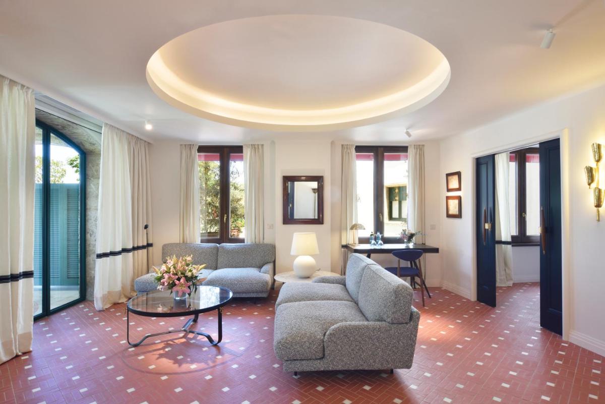 Zona de estar de Hostal de la Gavina GL - The Leading Hotels of the World