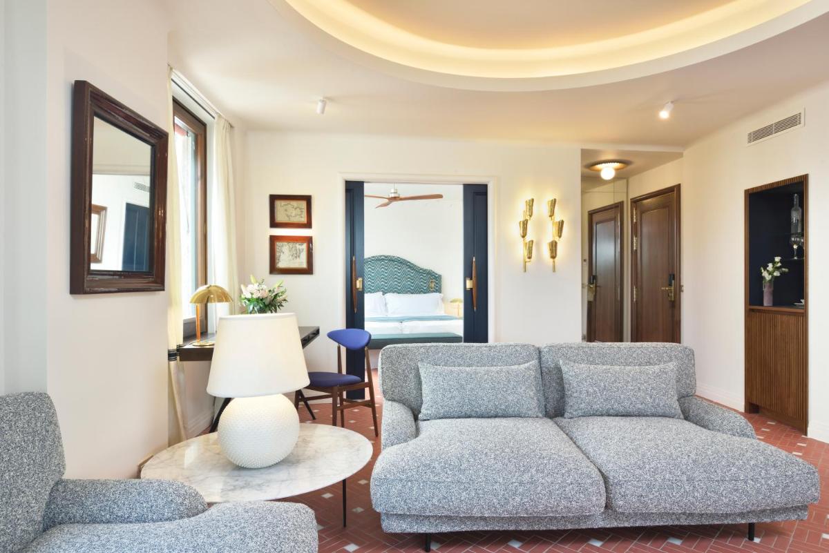 Zona de estar de Hostal de la Gavina GL - The Leading Hotels of the World