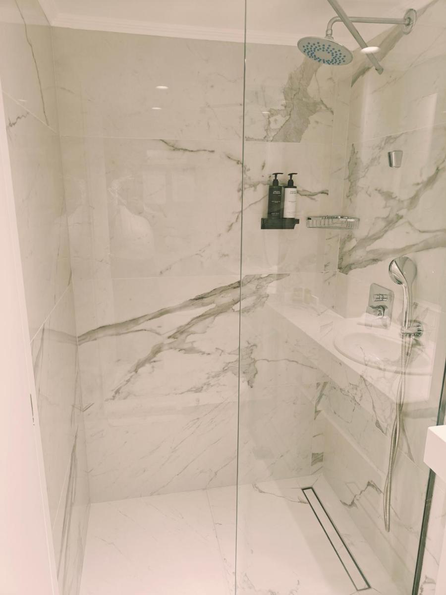 Ibiscus Hotel - Housity