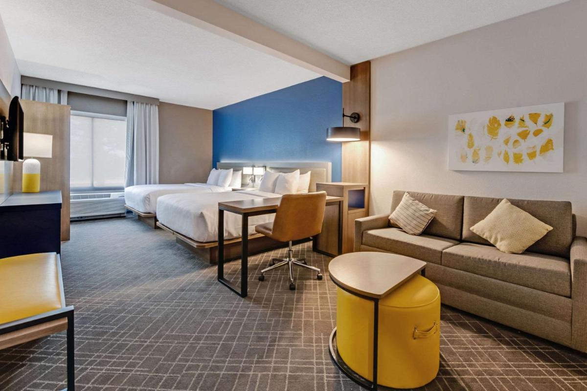 Comfort Suites Chesapeake - Norfolk - Housity