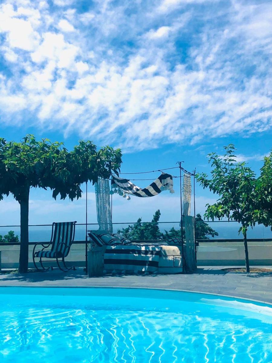 Piscine de l'établissement Hotel Minera ou située à proximité