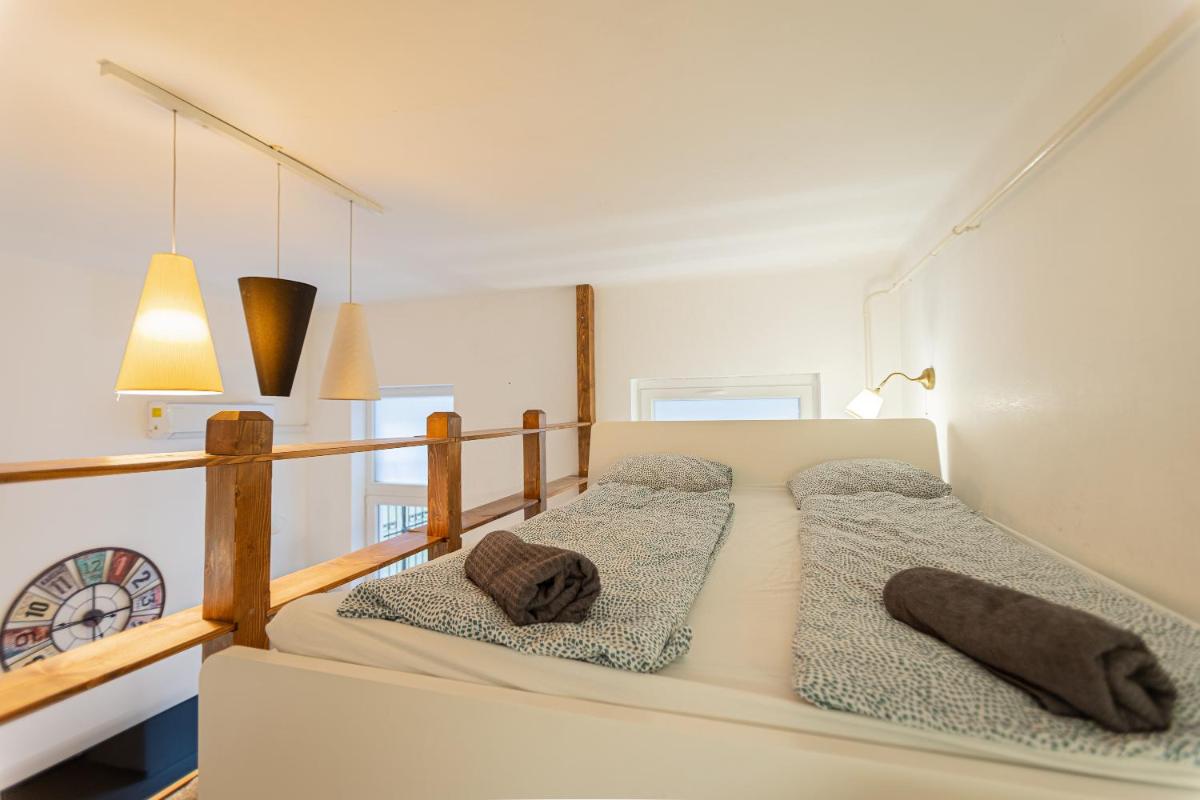 Cosy flat with balcony - Housity