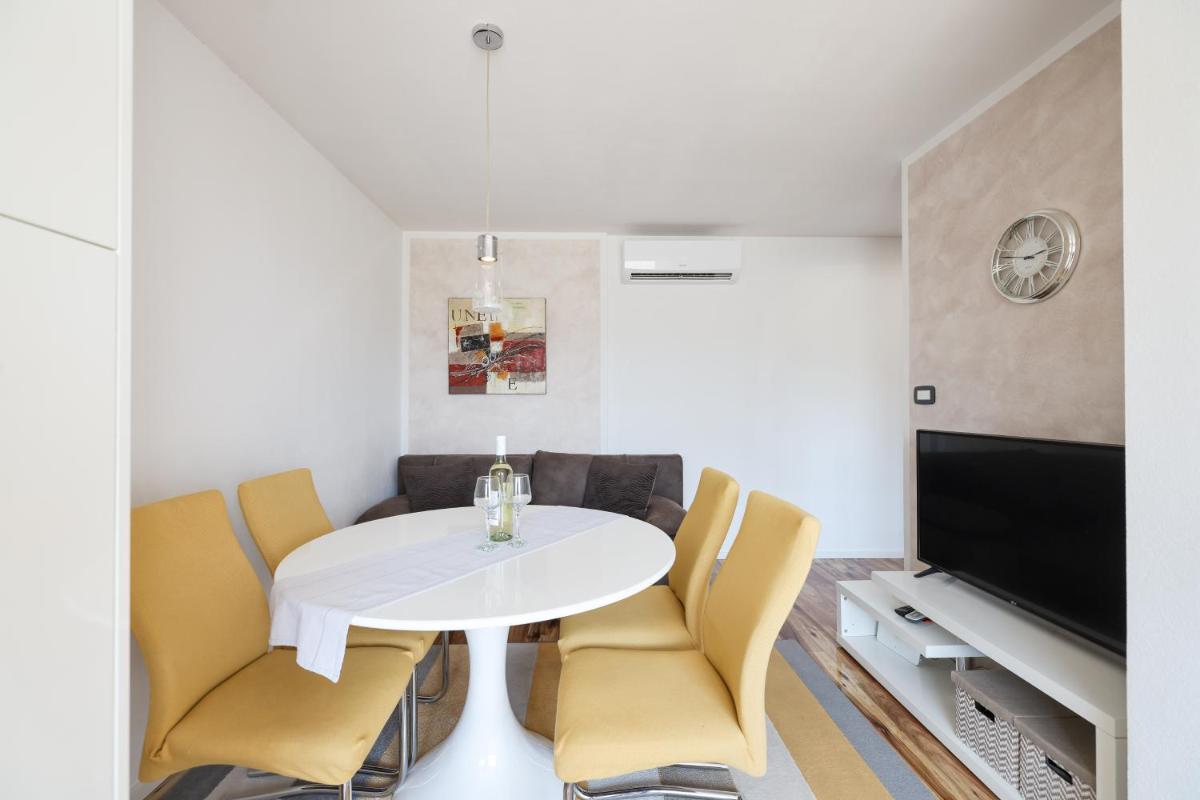 Apartment Anita - Housity
