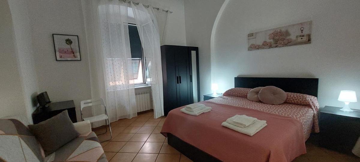 Le Sisters - Housity