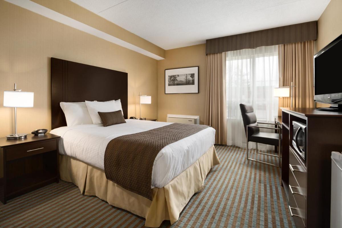 Days Inn by Wyndham Stouffville - Housity