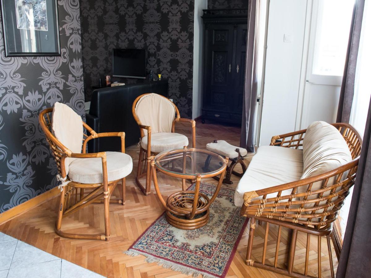 Apartment Marshall Resavska - Housity