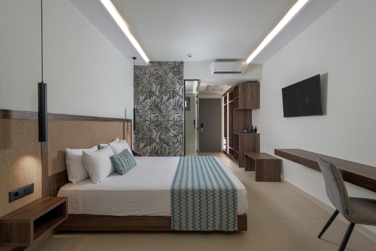 Oceanis Park Hotel - Housity
