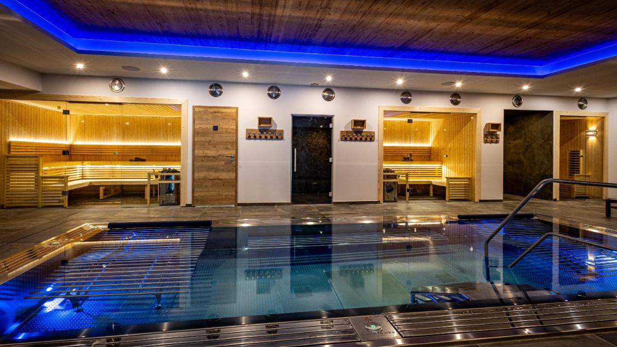 Piscine de l'établissement Hôtel SPA du Lac de Madine - Maison DRAPIER ou située à proximité