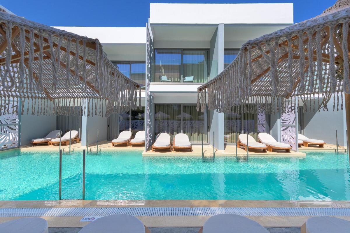 Oceanis Park Hotel - Housity