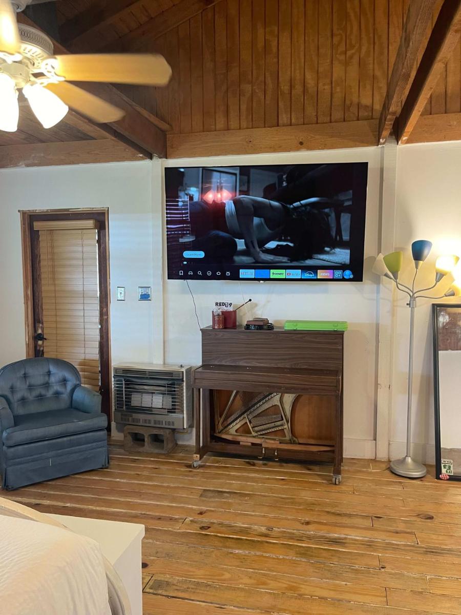 Acadiana Hideaway Tiny House - Housity