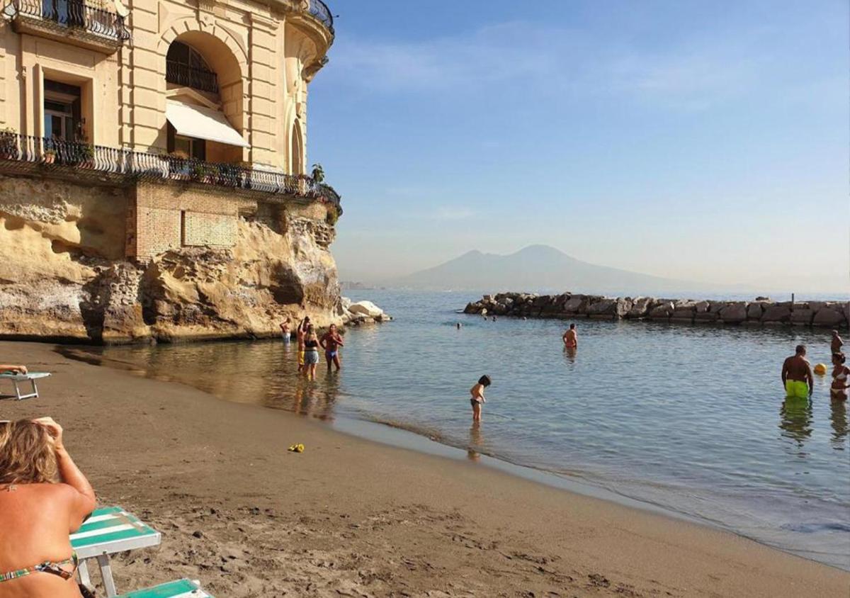 Apart Hotel Suite Italy Naples Chiaia Mergellina - Hizvo