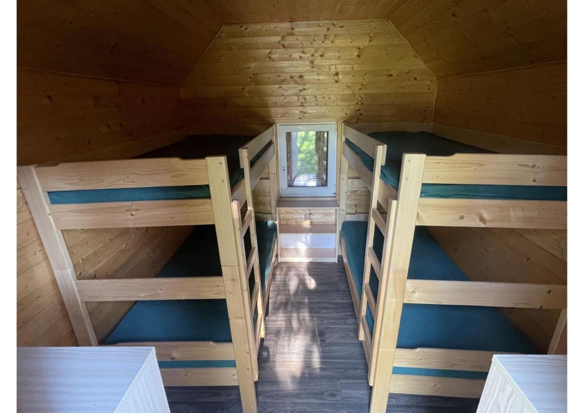 Rekreační areál Kamínka - CHATKA - Housity