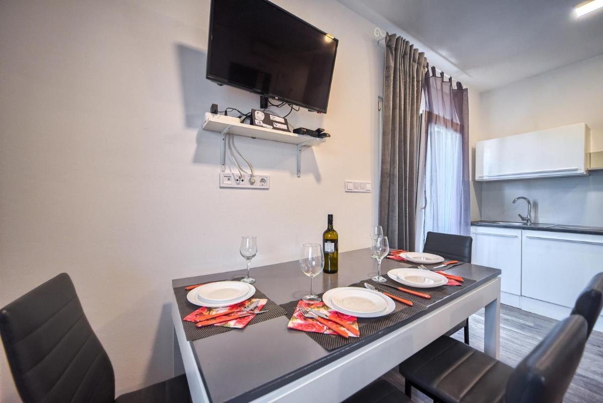 Apartments LAURA - Housity