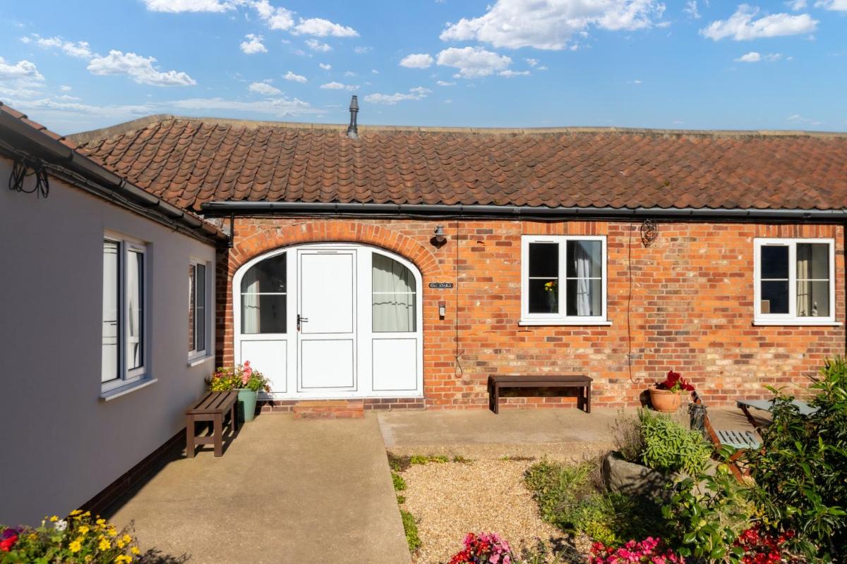The Old Stable - Housity