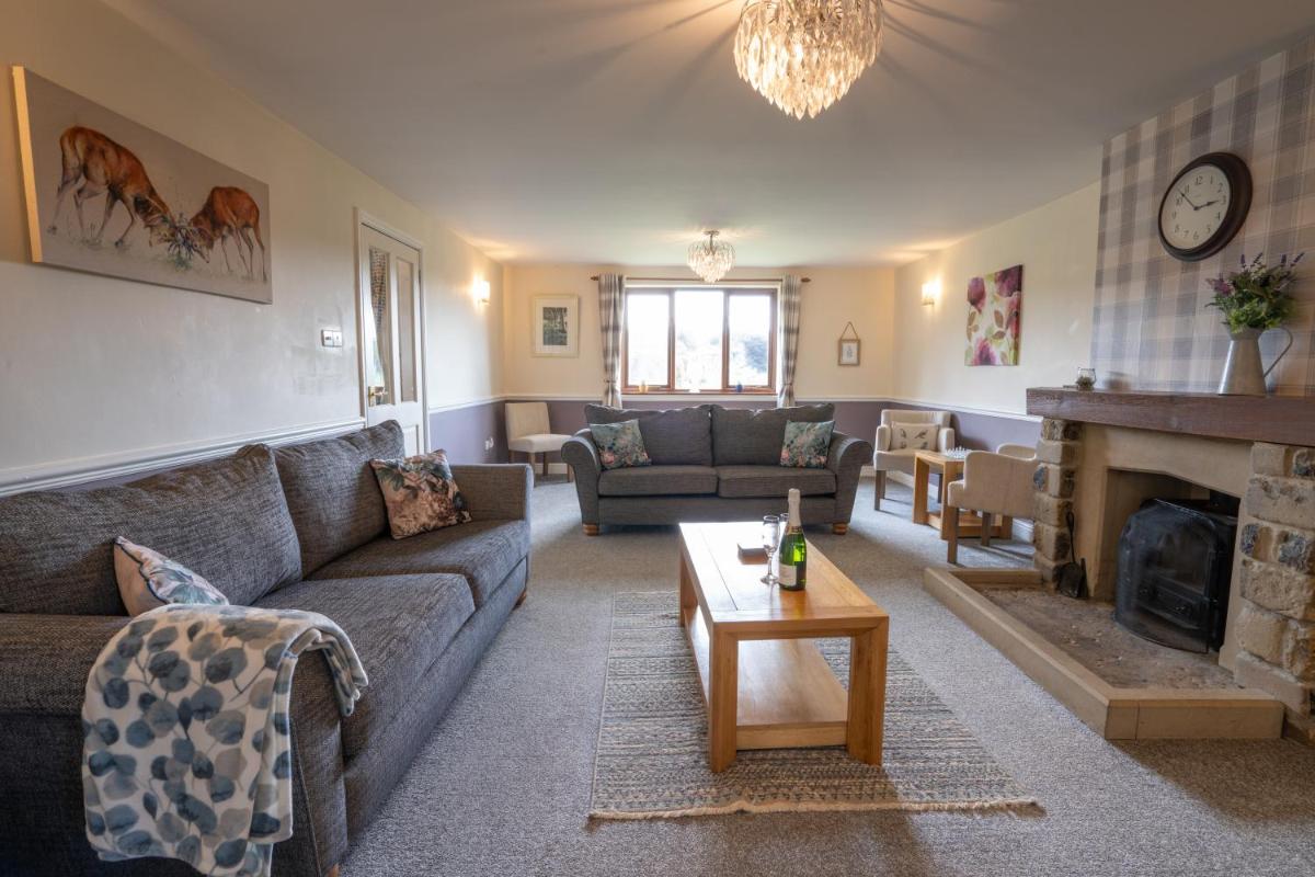 Orchard Cottage 5 bedrooms - Housity