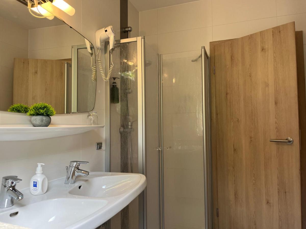 Hotel-Restaurant Berghof - Housity