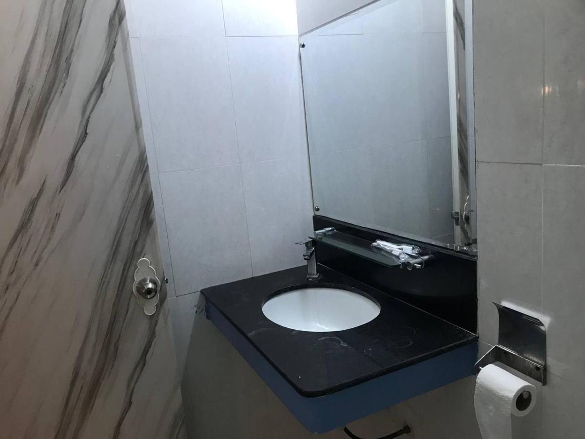 GALAXY Rs HOTEL - Housity