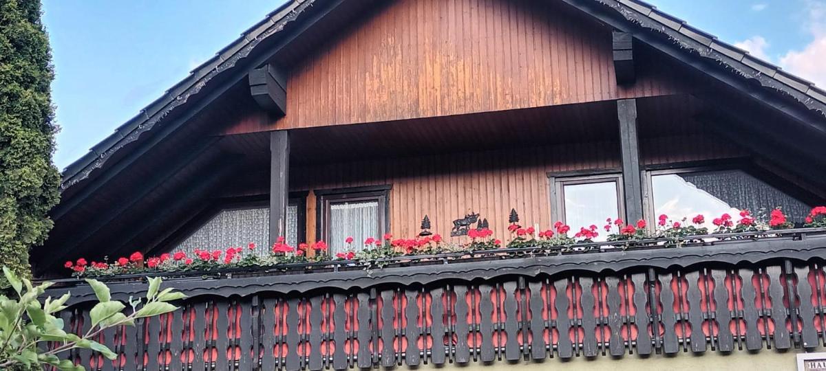 Haus Kalli - Housity