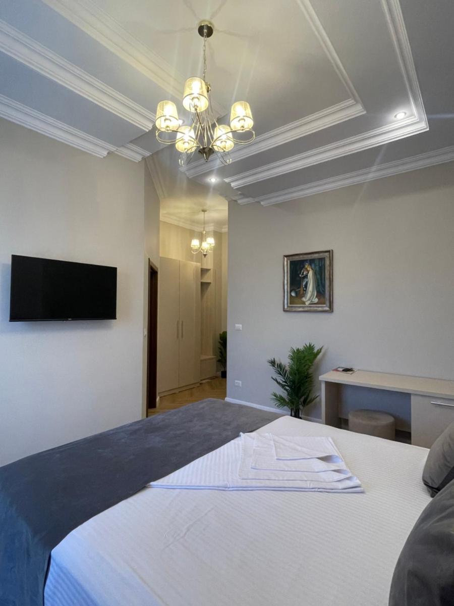 Hotel Europa - Housity