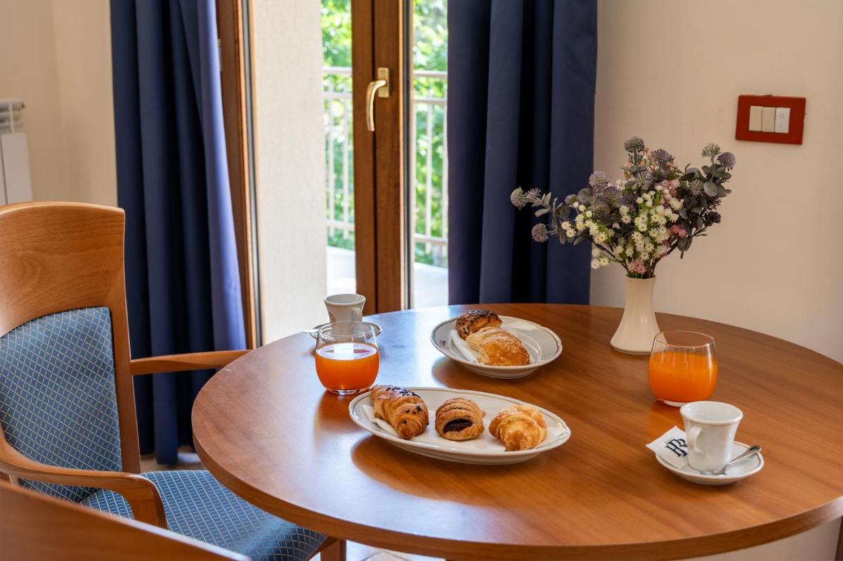Hotel Bisanzio Resort - Housity